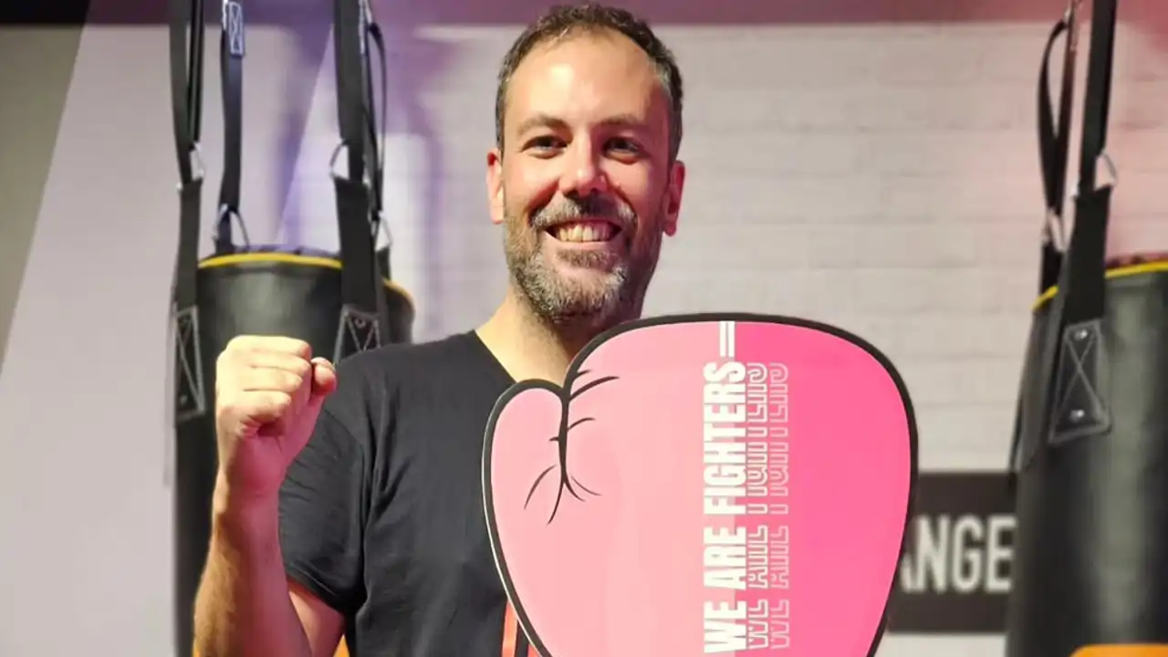 Jesús Blanco, experto en fitboxing: "Es un entrenamiento HIIT, por lo que ayuda a quemar grasa de forma muy eficaz"