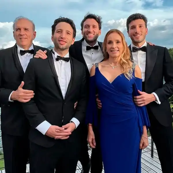Sebastián Yatra visita ‘El Hormiguero’: conocemos a sus padres y hermanos para profundizar en la conmovedora historia de su familia 