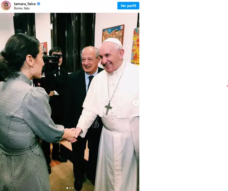 Tamara Falcó junto al Papa Francisco