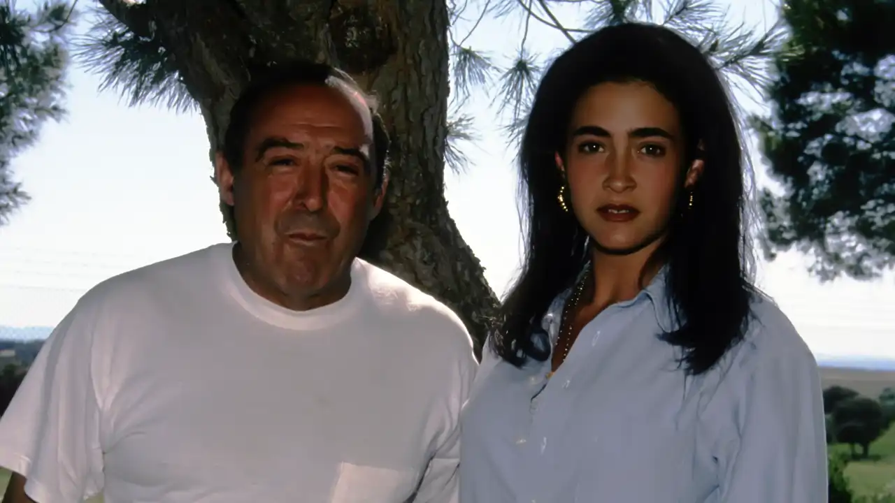 La difícil historia de Vicky Martín Berrocal, su madre y sus hermanas: la doble vida su padre 