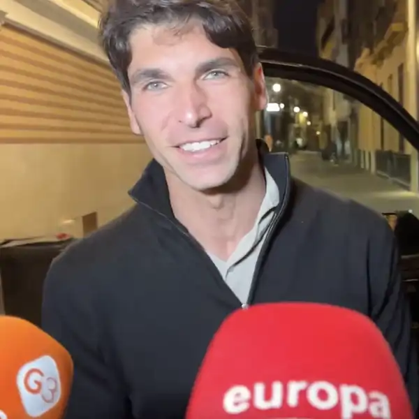 Primeras palabras de Cayetano Rivera tras su retirada definitiva en Sevilla arropado por su hermano, Kiko Rivera 