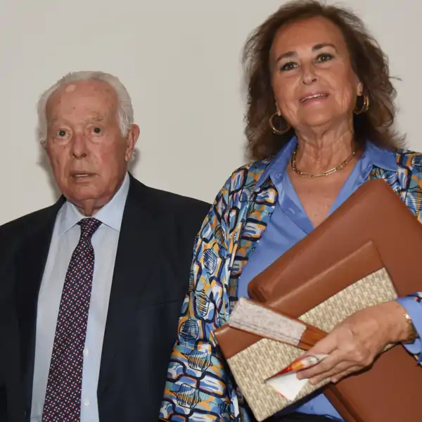 Carmen Tello nos revela la última hora sobre el estado de salud de Curro Romero: "Él es fuerte"