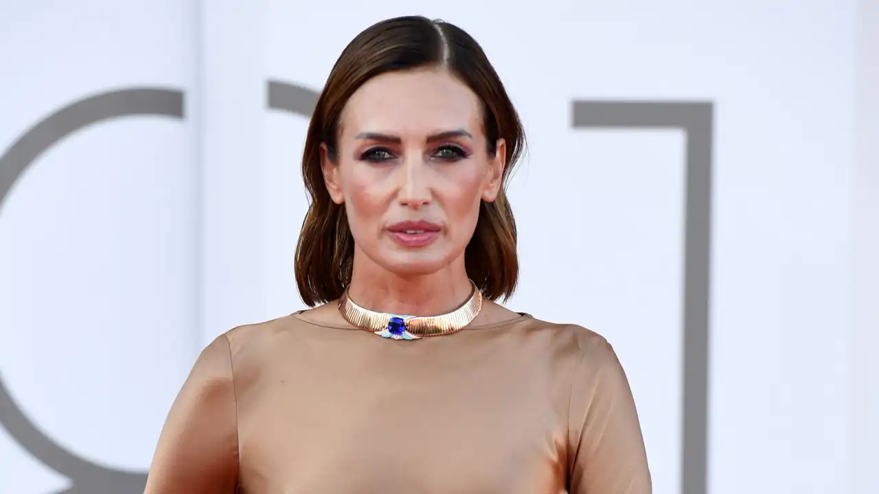 Ni vestidos, ni faldas: esta es la prenda estrella de Zara que todas las mujeres elegantes de más de 50 no se quitarán en todo el verano