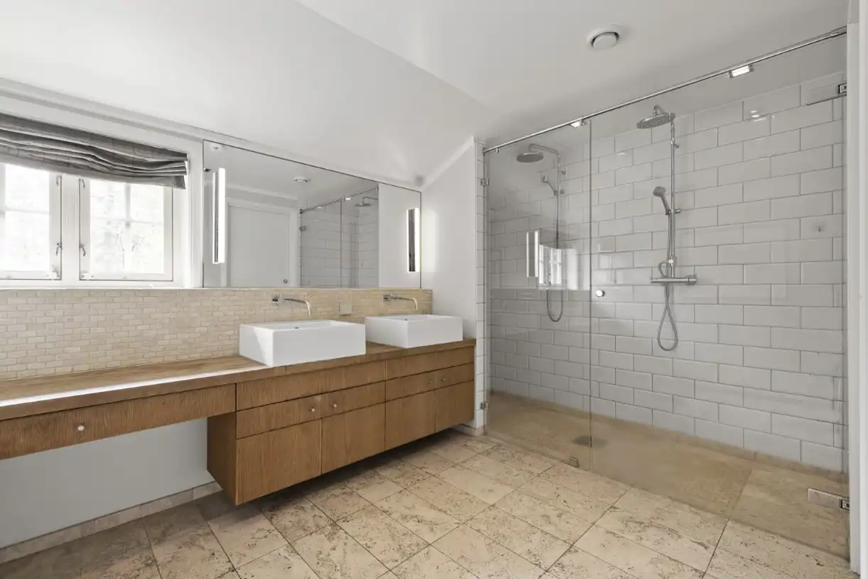 Otro de los cuartos de baño.