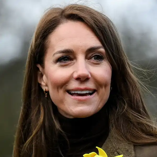 El detalle del vídeo-comunicado de Kate Middleton que no ha pasado desapercibido, con comparación incluida
