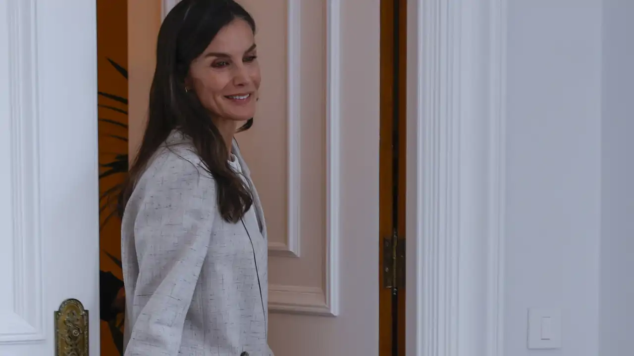 La Reina Letizia, en su despacho de Zarzuela. 