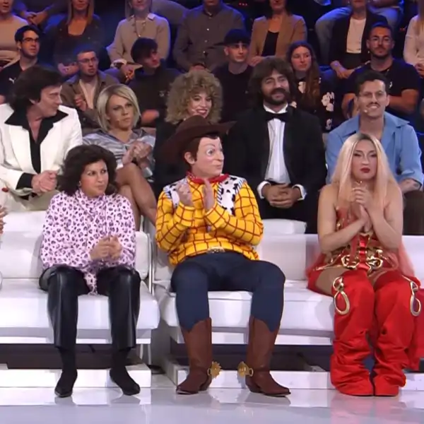El ganador se queda completamente atónito y Ángel Llàcer hace una insólita petición: Todos los momentazos de la sexta gala de 'TCMS'