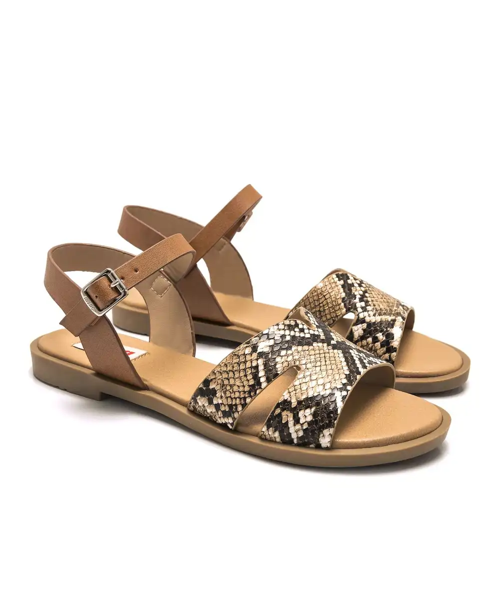 Sandalias planas de Mustang