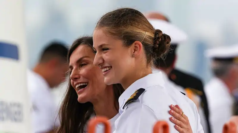 La Reina Letizia y la Princesa Leonor, muy sonrientes