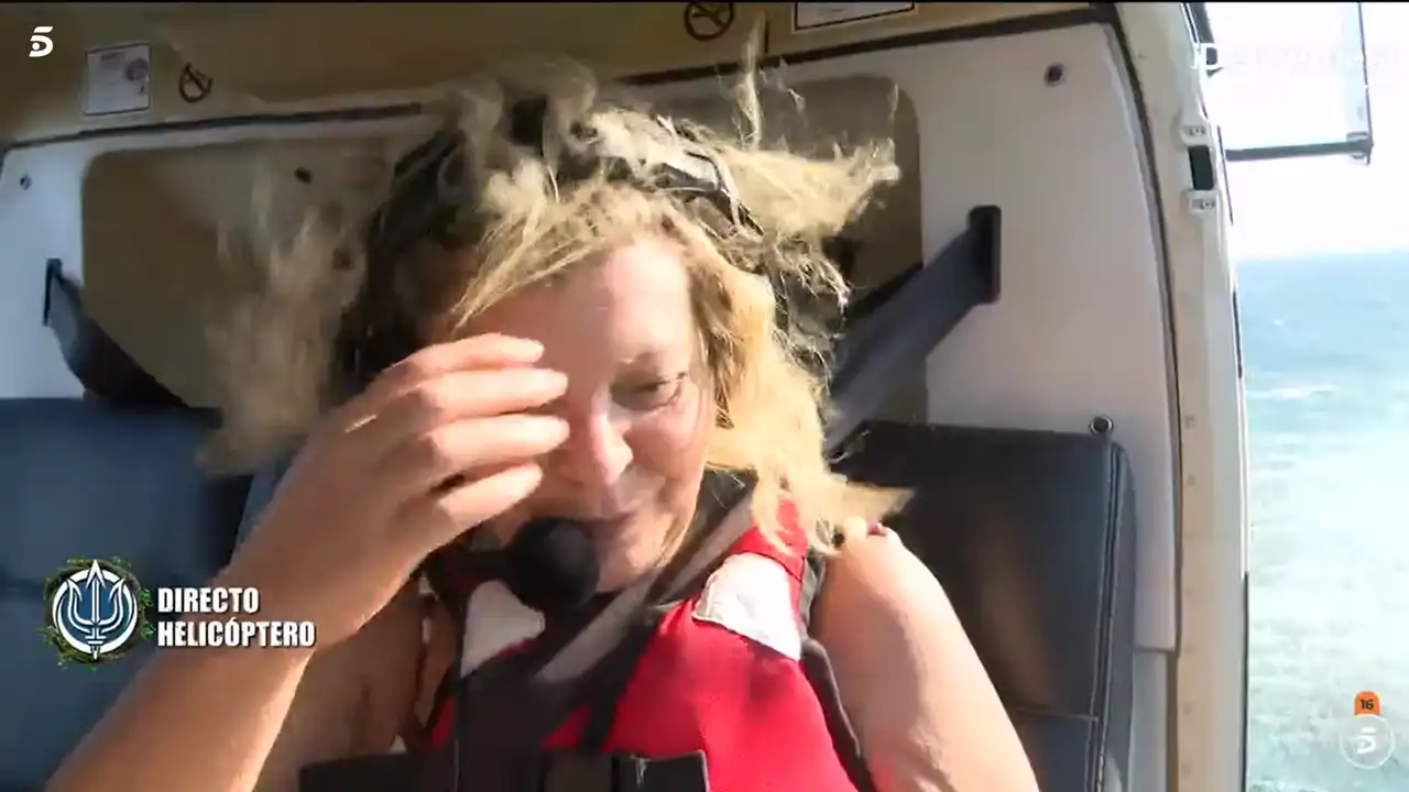Terelu salta del helicóptero en 'Supervivientes'
