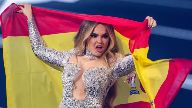 Melody en la semifinal de Eurovisión