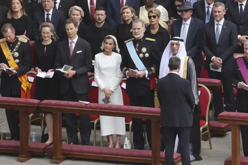 Los Reyes Felipe y Letizia en la misa del inicio del pontificado de León XIV