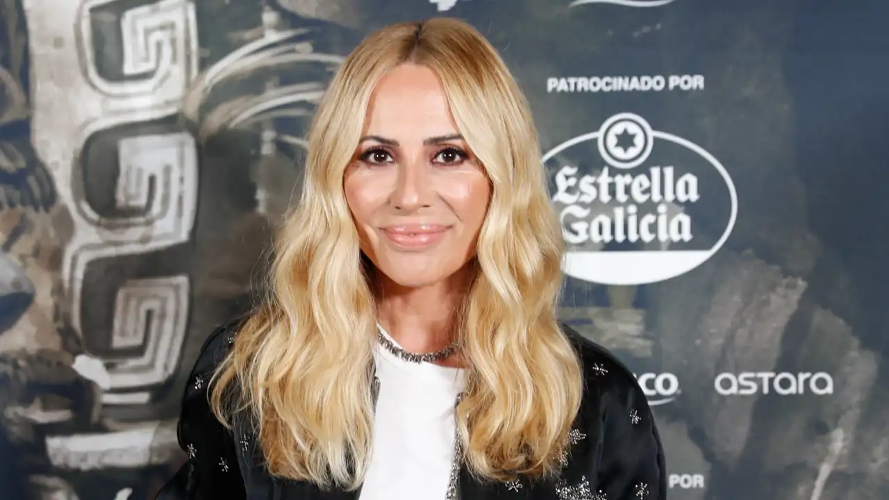  La doctora Beatriz Beltrán, sobre los retoques estéticos de Marta Sánchez: “Hay una sutil diferencia en el puente nasal, que podría ser resultado de una rinoplastia o modelación con ácido hialurónico"