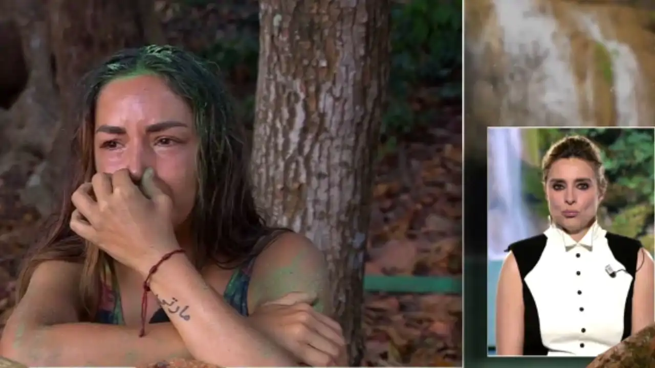 Anita llorando en Supervivientes, con Sandra Barneda al otro lado