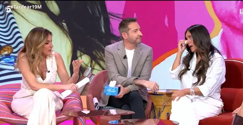 Laura Cuevas se rompe en 'Tardear'