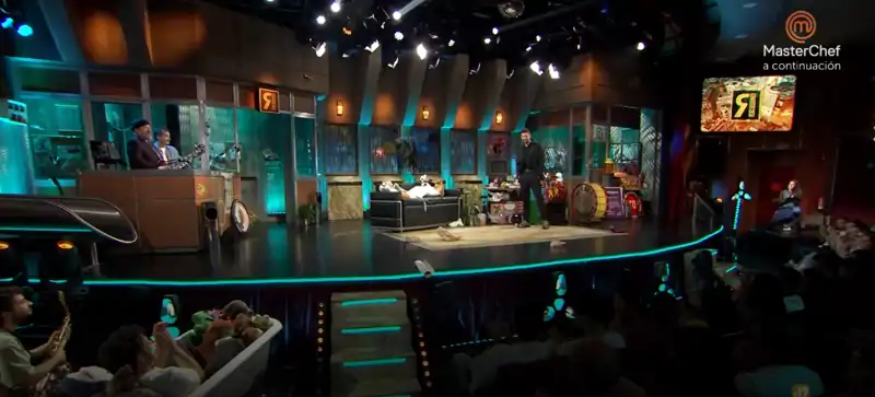 Melody planta a David Broncano en 'La Revuelta'