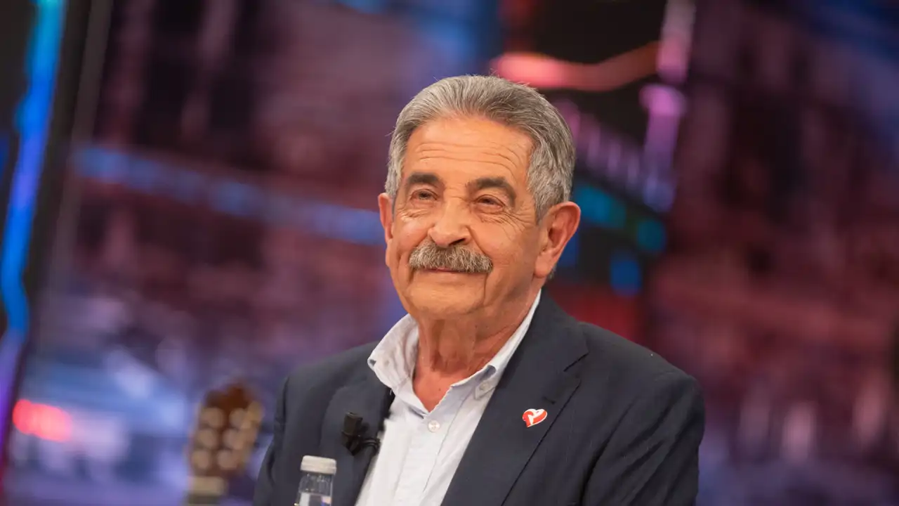 De pastor de cabras a estrella de Mask Singer: el inagotable anecdotario de Miguel Ángel Revilla 