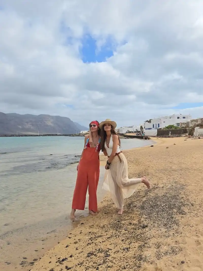 Sara Carbonero e Isabel Jiménez, en Lanzarote.