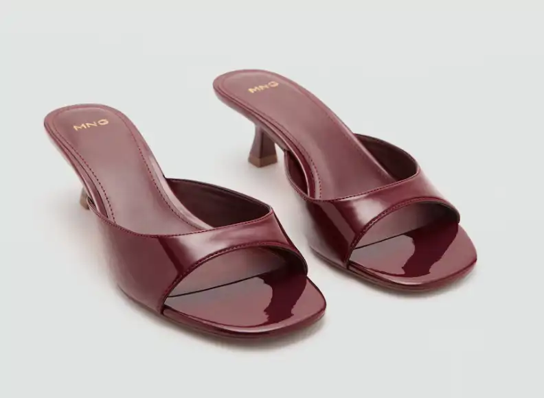Sandalias con tacón kitten