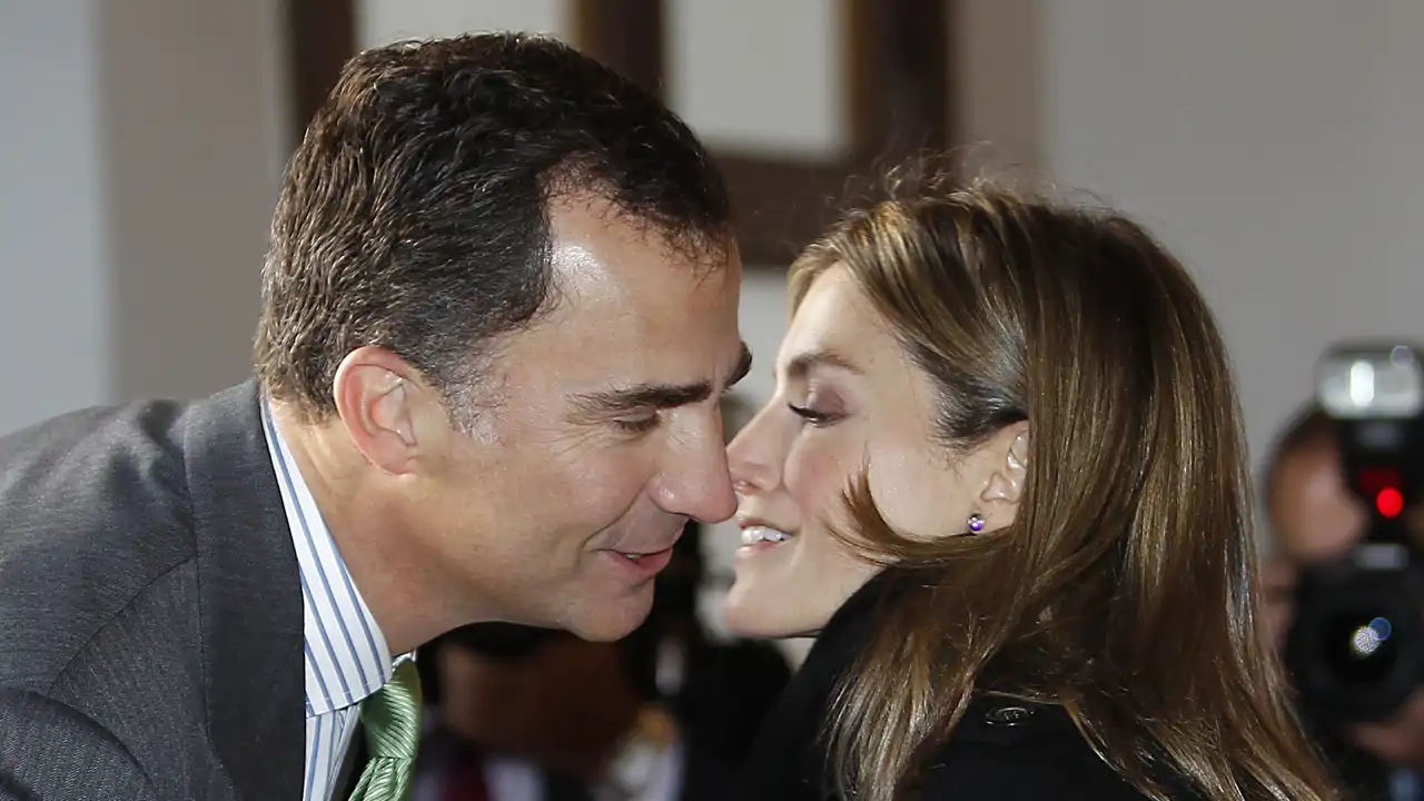 La prensa internacional se hace eco de los momentos más íntimos de los Reyes Felipe y Letizia horas antes de su aniversario de boda