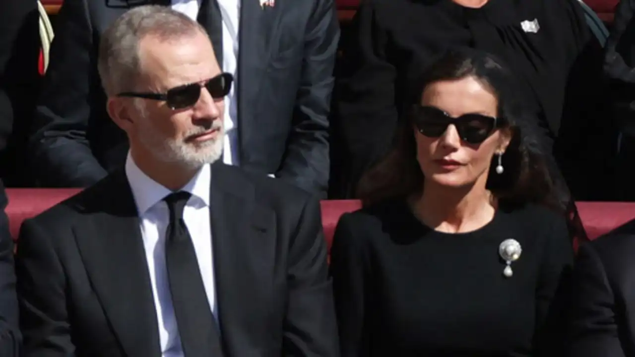 La Reina Letizia tiene las gafas de sol que querrás llevar todo el verano: elegantes, con efecto ojos de gato y atemporales