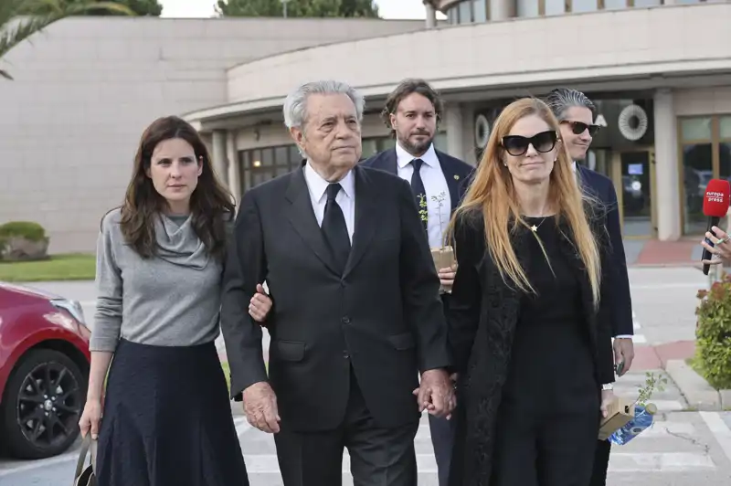 Últimas imágenes de Francisco de Borbón y Escasany