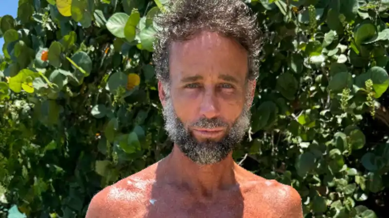 Álvaro Muñoz Escassi en Supervivientes
