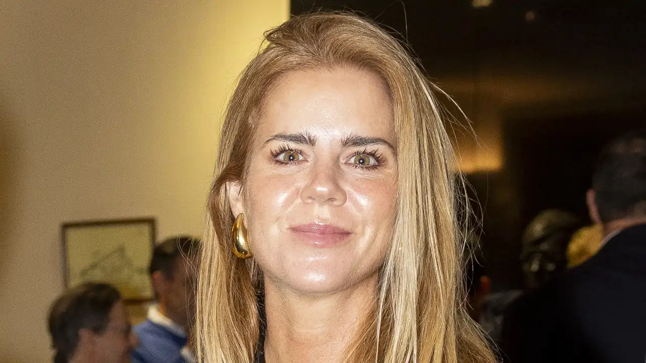 Descubrimos la impresionante casa de Amelia Bono: en un exclusivo barrio de Madrid, con cuatro plantas y una enorme piscina 