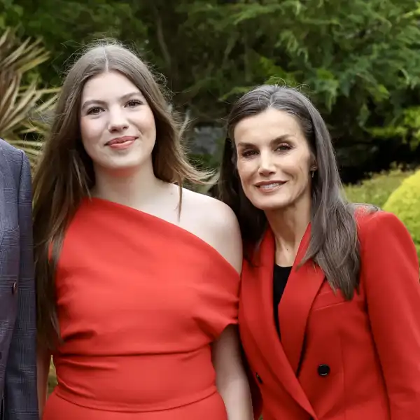 Sus Majestades los Reyes junto a la infanta Sofía