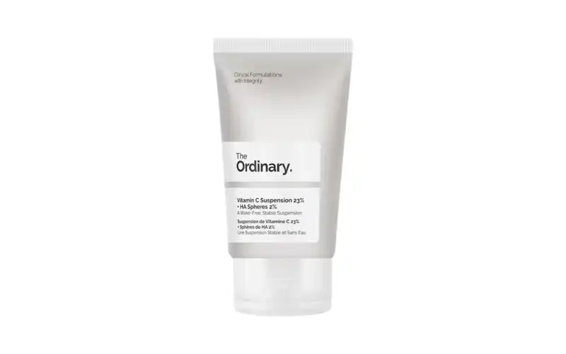 The Ordinary sérum con vitamina C y ácido hialurónico