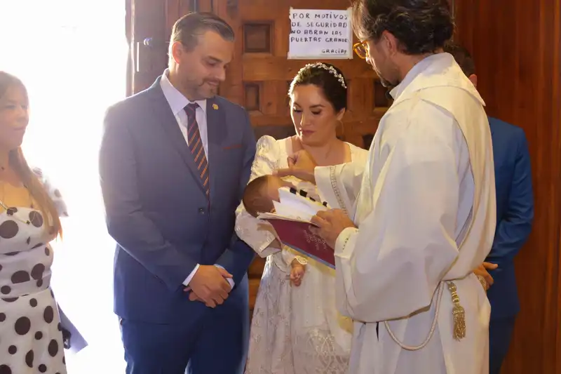 El bautizo del primer hijo de Aneth Acosta