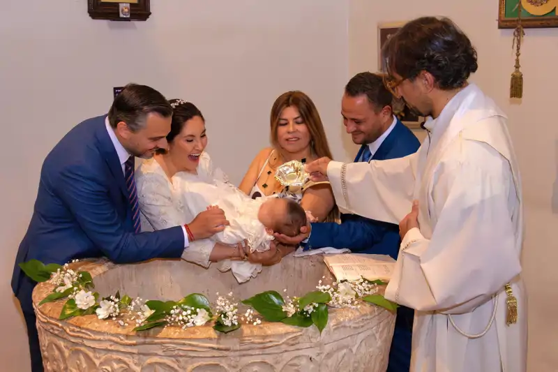 El bautizo del primer hijo de Aneth Acosta