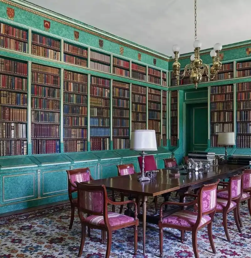 Biblioteca del Palacio de Liria. 