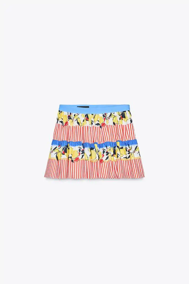 Falda corta estampado limones de Zara 35,95 euros