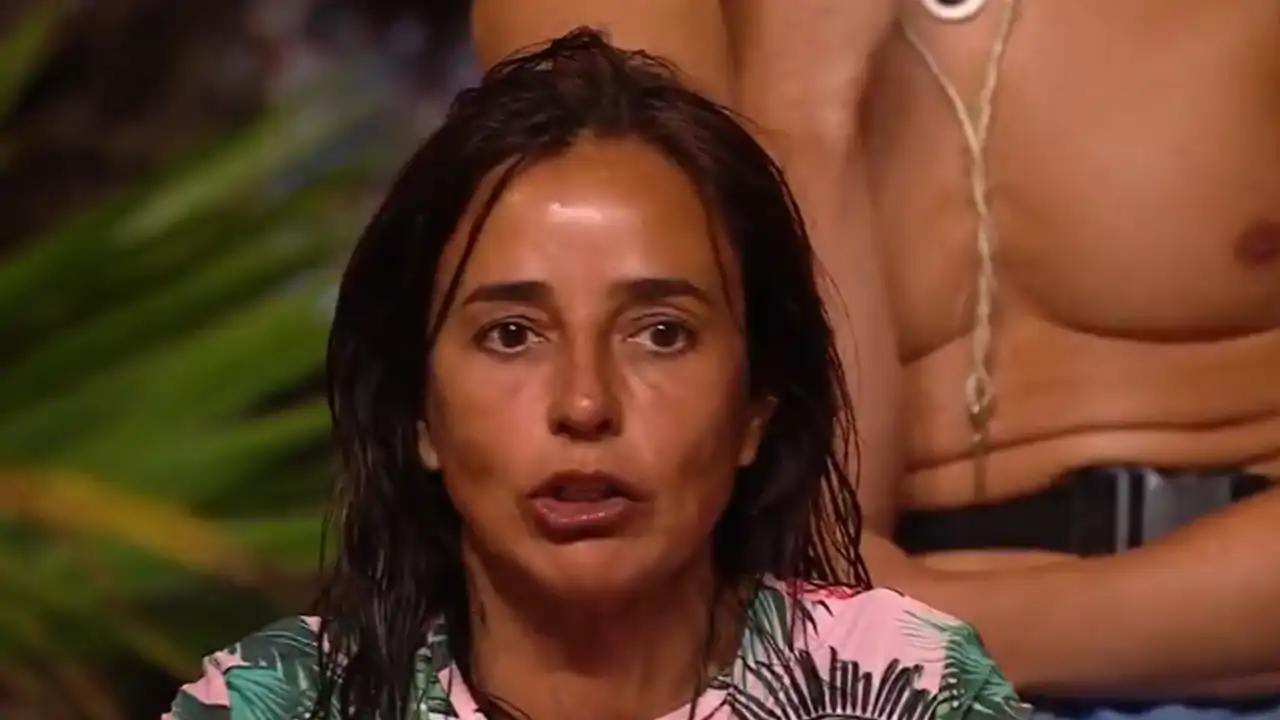 Carmen Alcayde explota contra sus compañeros en pleno directo de 'Supervivientes' y desvela su estrategia secreta