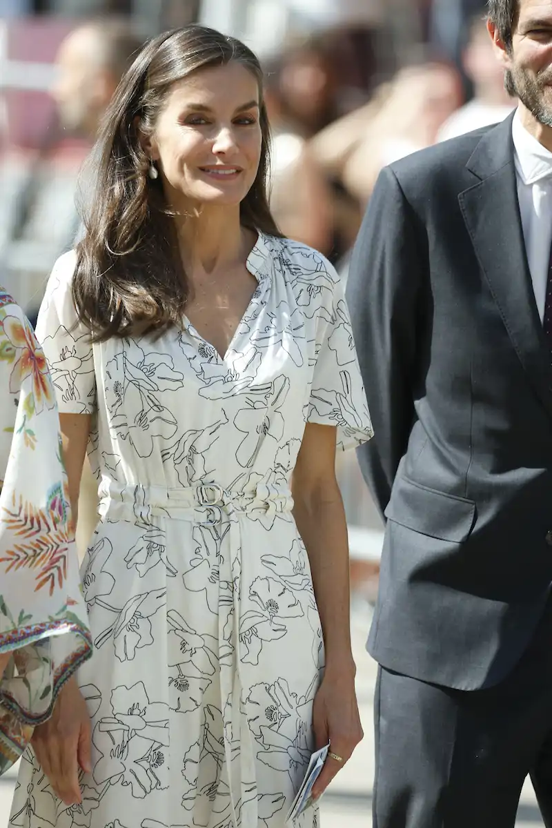 El vestido de flores de Hugo Boss que la Reina Letizia estrenó en 2018 
