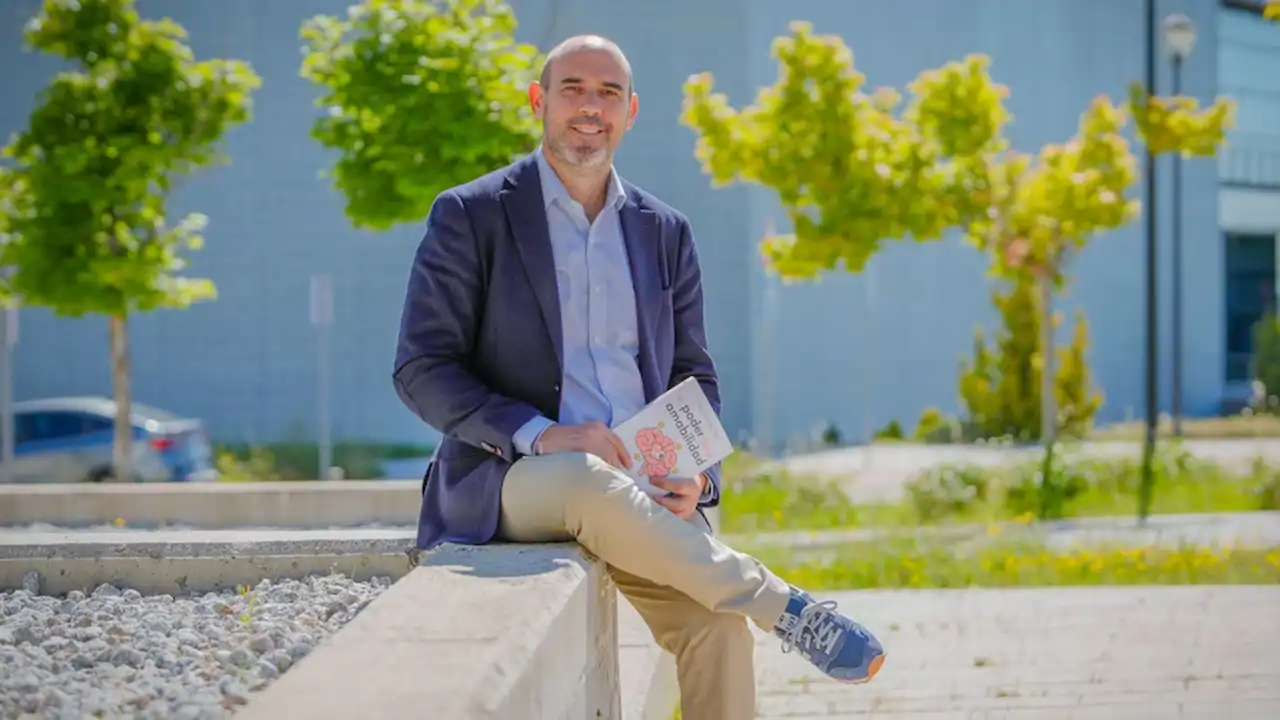 Jonathan Benito, neurocientífico: "La amabilidad te abrirá puertas que jamás conseguirás abrir por la fuerza"