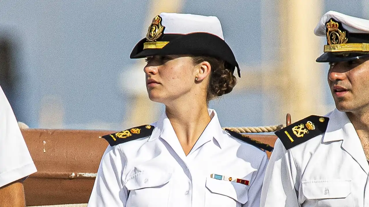 La Princesa Leonor en la cubierta del Juan Sebastián de Elcano