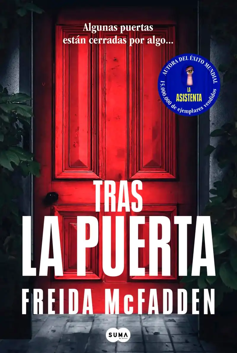 Tras la puerta