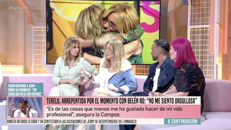 Belén Rodríguez en un plató de televisión