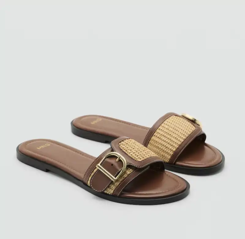 Sandalia tira hebilla rafia de Mango 35,99 euros