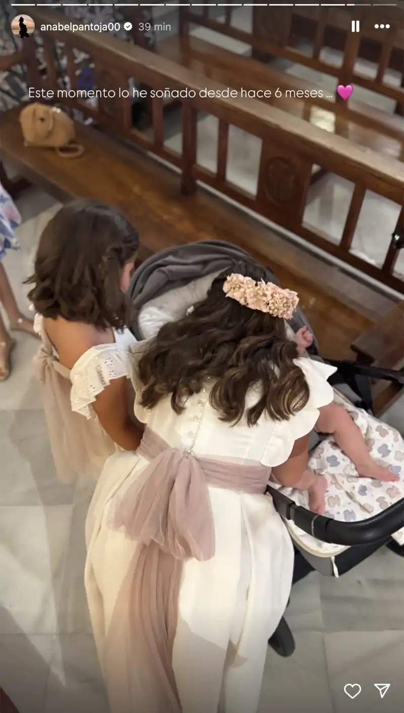 Storie de Anabel Pantoja en la Comunión