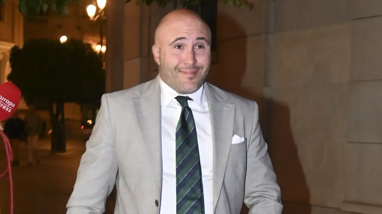 Kiko Rivera hace una importante aclaración sobre uno de los invitados a la Primera Comunión de su hija