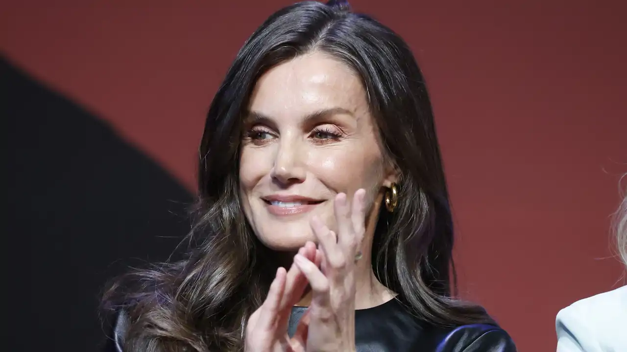 La Reina Letizia afianza su situación en el seno de la familia real española: así la valoran los españoles