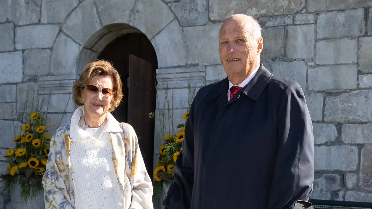 Los Reyes Harald y Sonia de Noruega