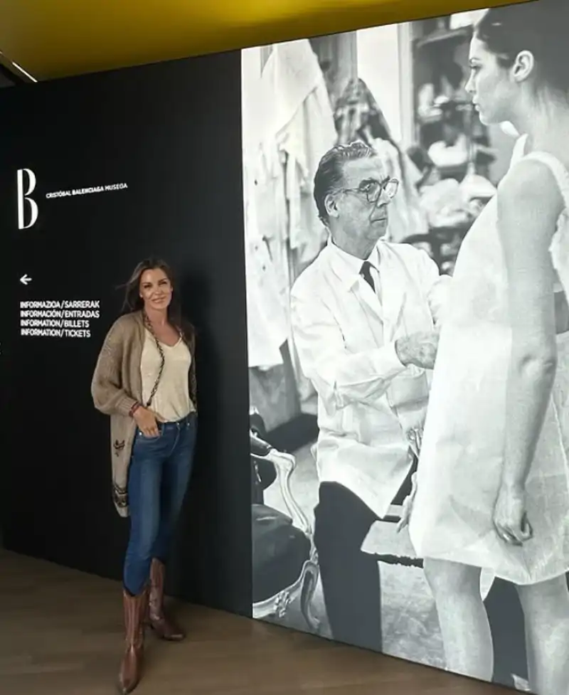 Mar Flores en el Museo Cristóbal Balenciaga de Getaria