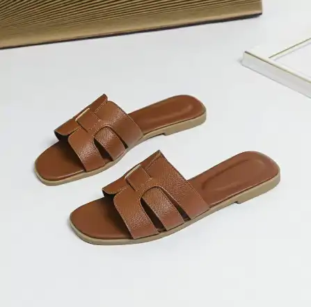 Sandalias marrones