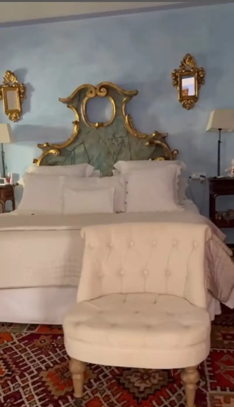 Dormitorio de Carmen Lomana en Marbella