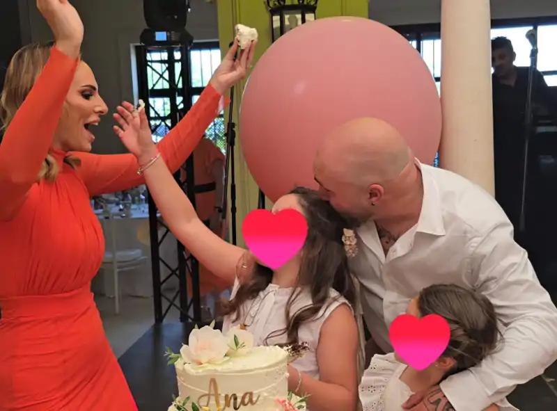 Kiko Rivera celebra la comunión de su hija