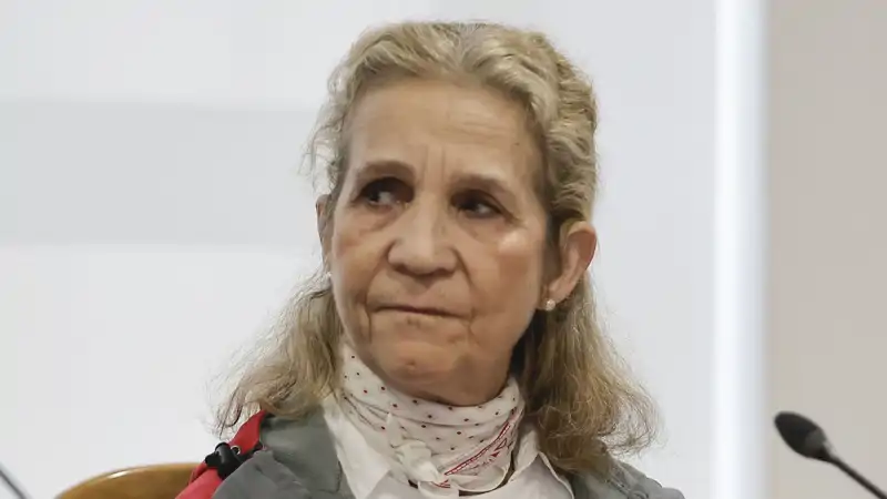 La Infanta Elena con gesto serio